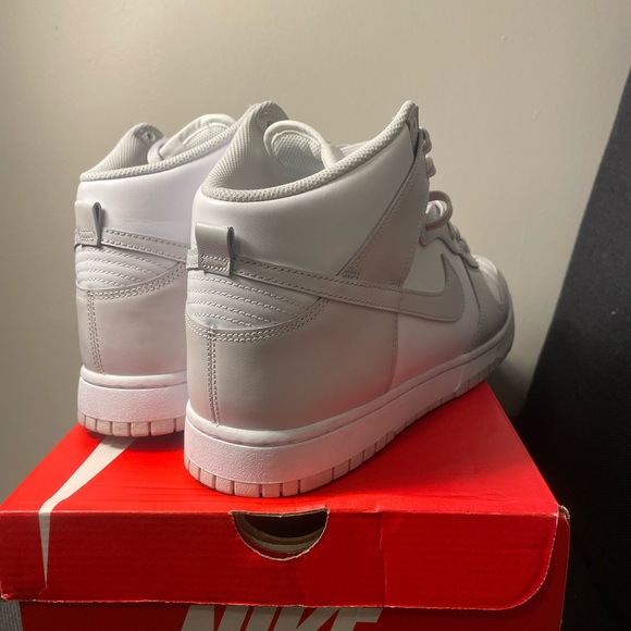Nike Dunk high | Size 12 - Picture 3 of 4